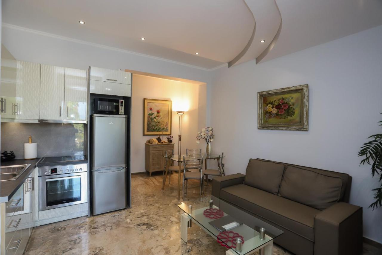 Iris Apartment Near Corfu Town Kontokali Exterior photo