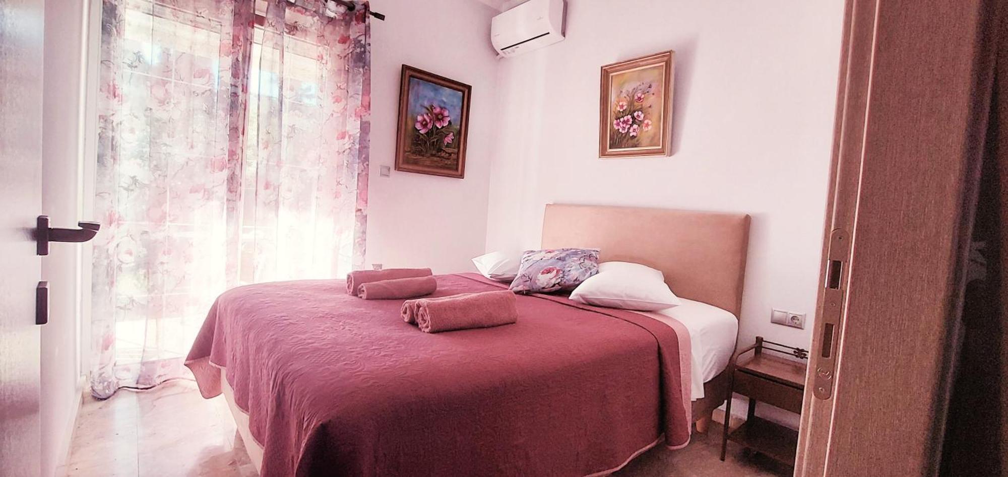 Iris Apartment Near Corfu Town Kontokali Exterior photo